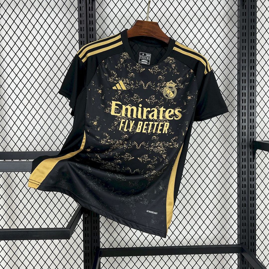 Real Madrid 2024/25 Black Special Edition Jersey